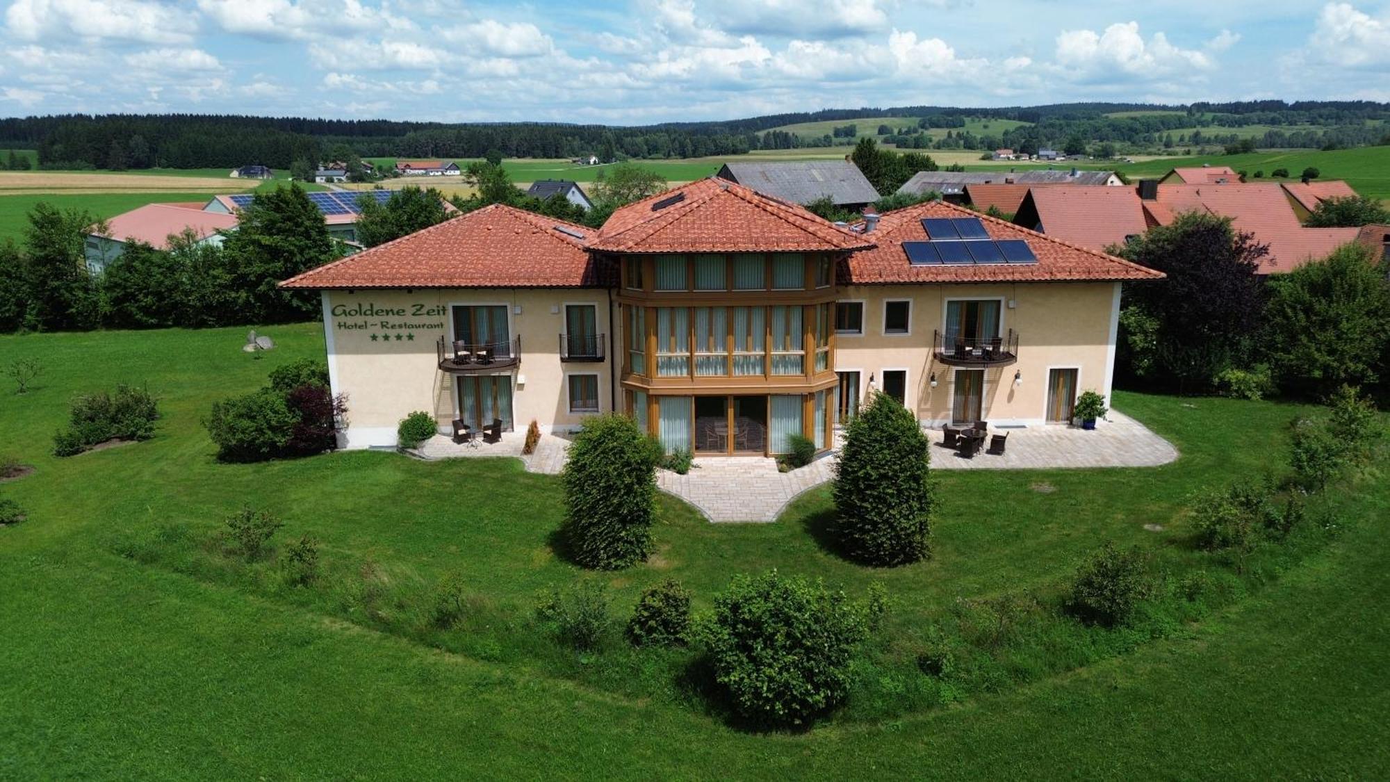 Naturhotel Goldene Zeit Georgenberg エクステリア 写真